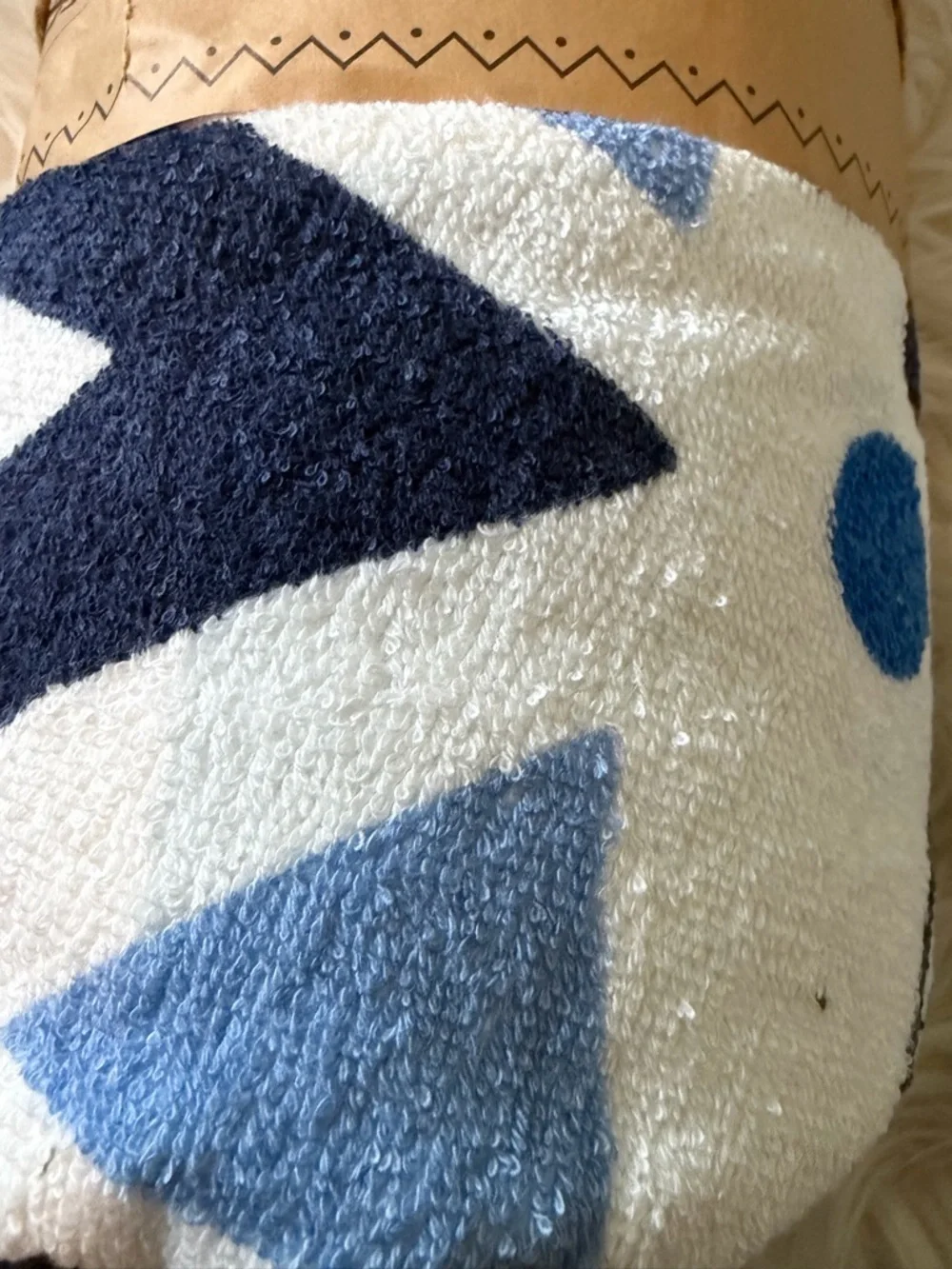 Tofino Chesterman 59” Round Shell-Print Beach Towel in White & Blue